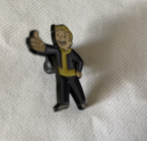 Nuka Cola Pip Boy Pin - Fallout - New Vegas - 76 - Quantum - Picture 3 of 4