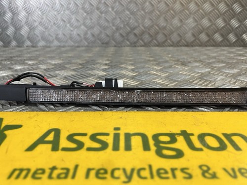 2011-16 MG6 MK1 Centre High level 3RD Brake Light 28640001 - Picture 3 of 9