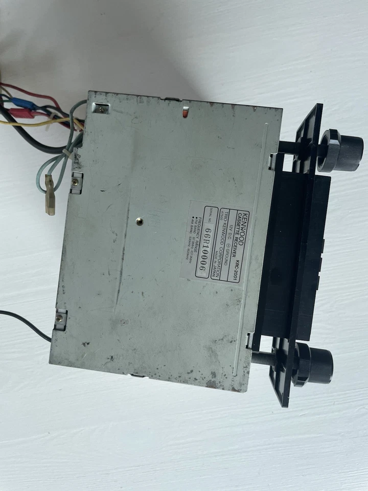 KENWOOD COCHE AUDIO ESTÉREO VINTAGE AM/FM CASETE 2 PERILLAS KRC-2001 Foto 4 de 4