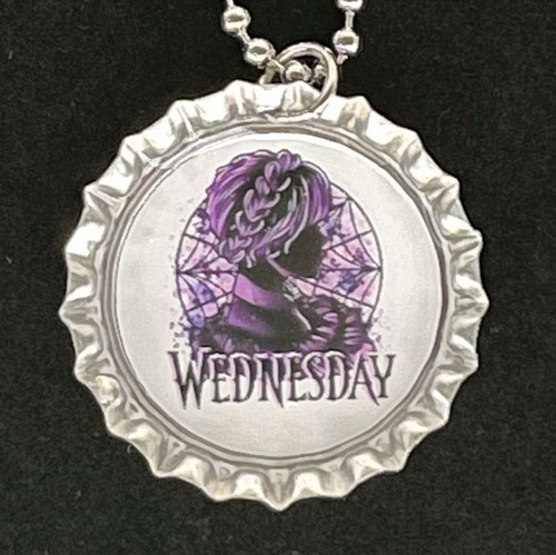 Halloween / Party Favors / Thing  /  Wednesday / Necklace / Gift / Set Of 6 - Picture 5 of 5