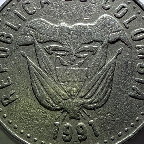 1991 Columbia 50 Pesos Foreign Coin Republica De Columbia - Picture 5 of 5