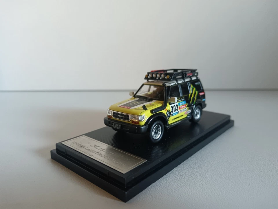 Toyota Land Cruiser LC80 #303 Rallye Paris Dakar Master 1/64 - Photo 3/4