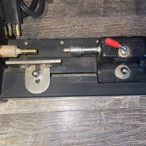 Vintage Dremel Moto-Lathe 115V 3,450RPM Pre-Owned - TESTED - Model 700-1 - Picture 3 of 7