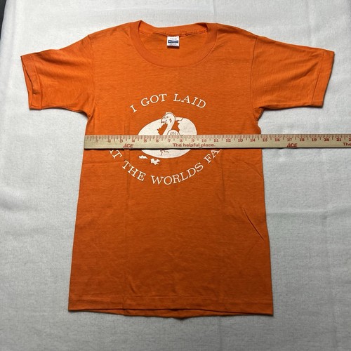 T-shirt vintage 1982 I Got Laid At The Worlds Fair Knoxville taglia small made in USA SS - Foto 4 di 7