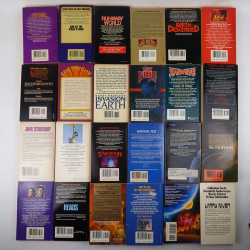 Science Fiction Books - 68 Book Lot - Vintage MMPB SF Novels - Imagen 5 de 9