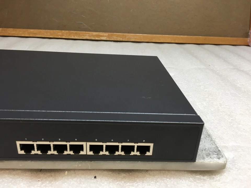 Dell PowerConnect 2508 8-Port 10/100/1000Mbps Gigabit Network Switch - Image 3 of 4