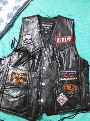 Navarre Black Buffalo Leather Motorcycle Vest Italian Stone Design Med + Patches - Picture 2 of 8