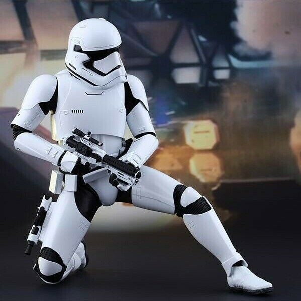 Star Wars Hot Toys First Order Stormtrooper 1 6 Scale MMS317 In Case Star Wars Hot Toys First Order Stormtrooper 1 6 Scale MMS317 In Case