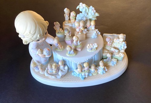 Vintage Precious Moments Limited Edition Figurine “From The Beginning" 110238 - Picture 5 of 8