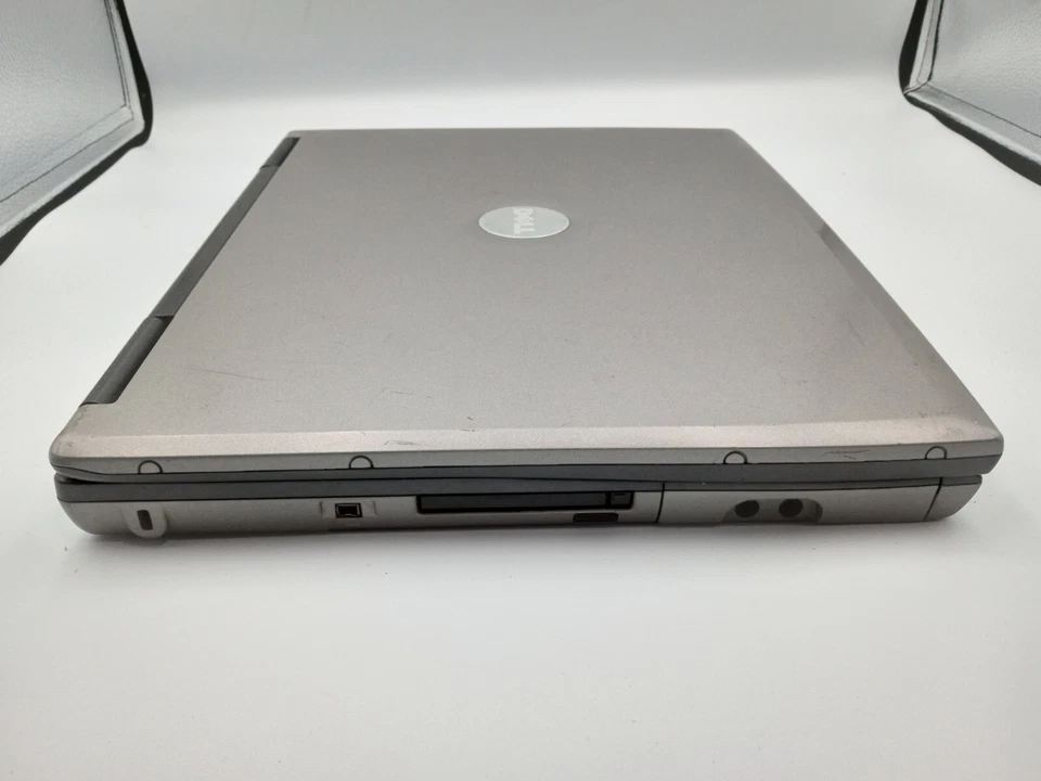 Dell Latitude D520 14" Laptop Intel Celeron 1.5GB RAM 80GB HDD Windows XP -RR - Image 3 of 4