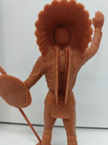 3 - 6" Tall Vintage Toy American Indian Action Figures - Picture 9 of 10