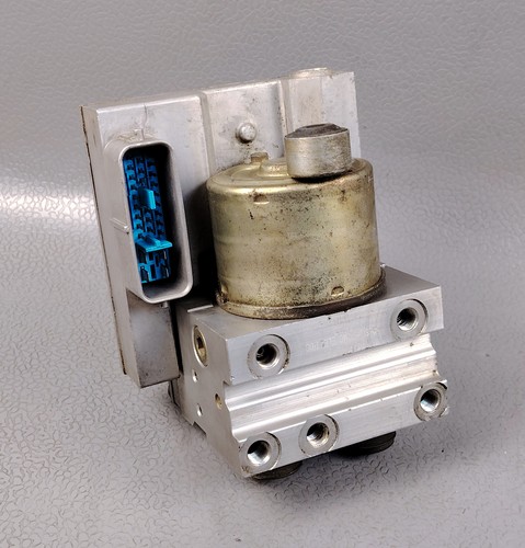 1998 SUZUKI VITARA 1.6 Anti Lock Brake ABS Pump Module ACTUATOR 56110 65D0 - Picture 13 of 14