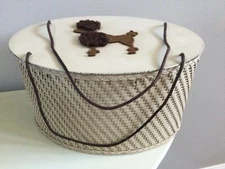 Vtg WICKER SEWING BASKET Box Princess Oval Tan/Brown Poodle MCM 50s 12X8X7 NICE