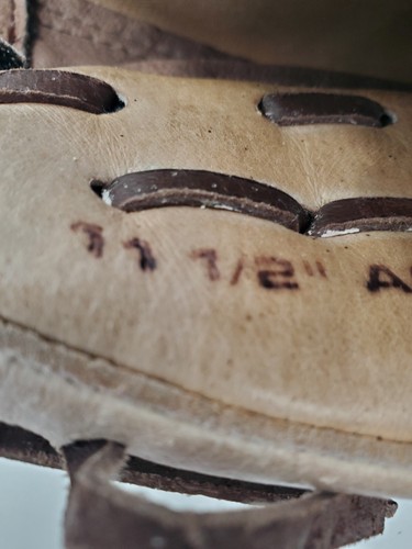 Wilson Baseball Softball Glove AO 440 115 BR Right Hand 11 1/2 inch - Picture 5 of 8