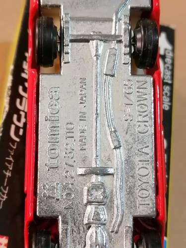 TOMICA 27 Red TOYOTA CROWN Fire Chief mint never used made in japan 1974 - Picture 10 of 10