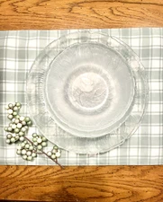 Arcoroc Canterbury 10 piece plate and bowl Set Floral Design in Relief France