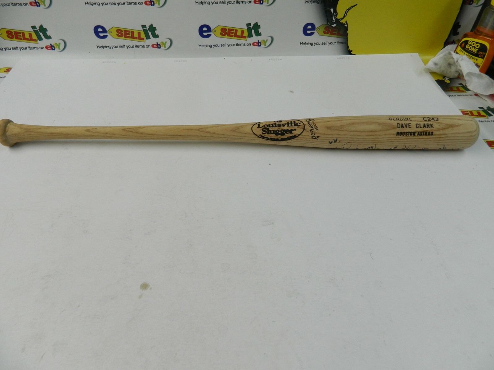 Dave Clark "Game Issued Bat" Houston Astros Autographed With COA-JSA - Picture 6 of 8
