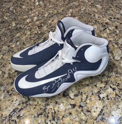 Tennessee Titans Game Used Cleats Alge Crumpler Sen'derrick Marks Signed Issued - Picture 4 of 16