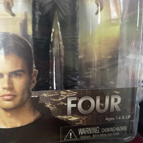 NECA | Divergent | Giocattoli a quattro mulinelli - Foto 3 di 5