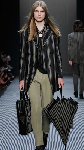 John Varvatos Collection Tote Bag. $1200 - Picture 2 of 10