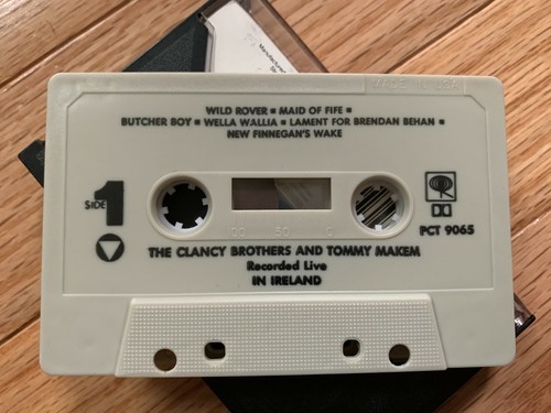 The Clancy Brothers & Tommy Makem Recorded Live in Ireland  Cassette Tape TESTED - Picture 4 of 6