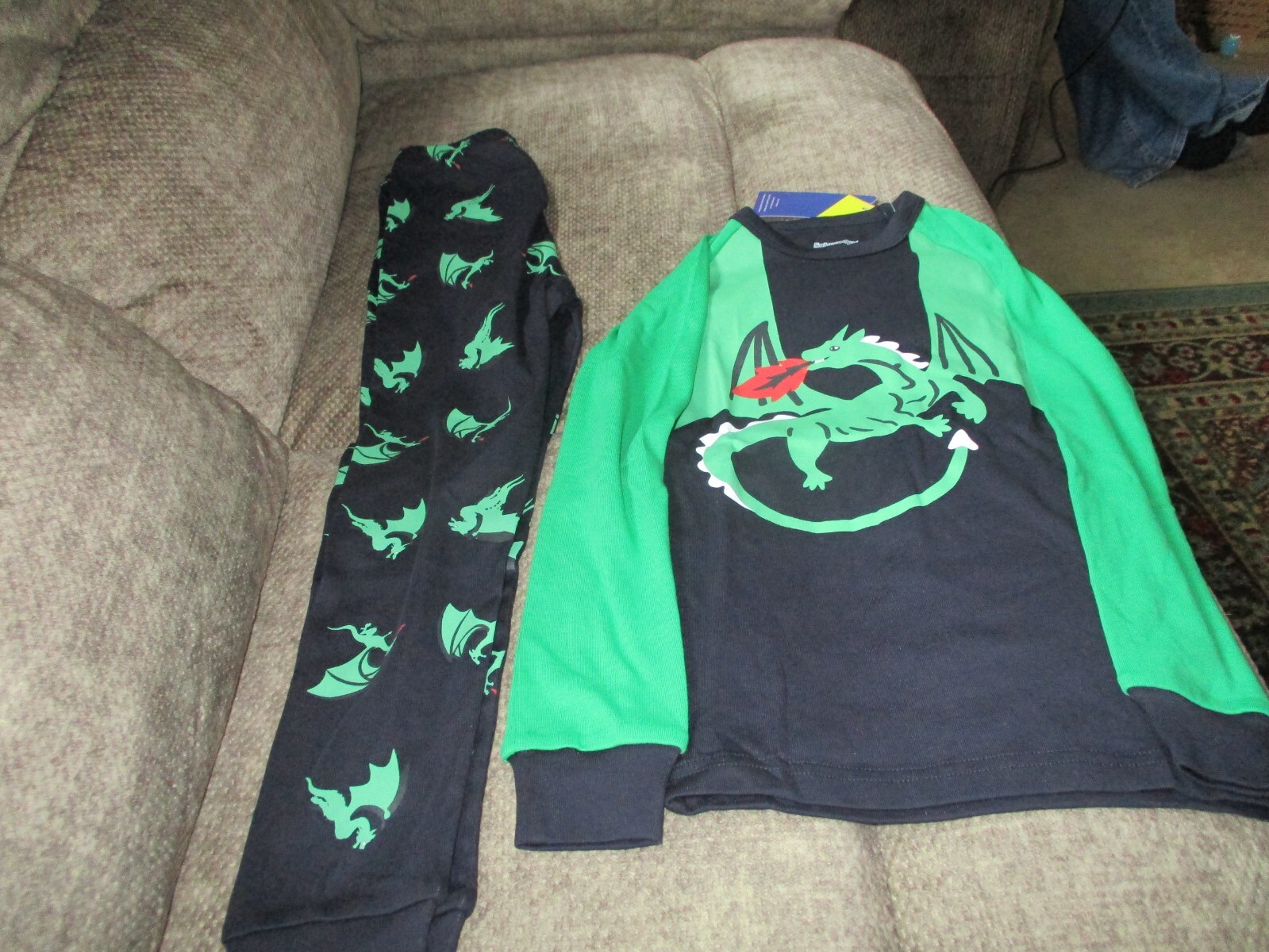 Picture 1 of 4