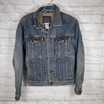 Levis Strauss Signature Distressed Denim Jean Jacket Size Small