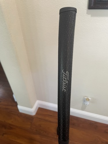 Scotty Cameron Phantom Black 9.2R RH 34” Putter Limited Brand New - Picture 11 of 19