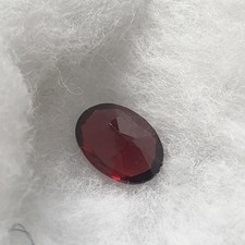 Edelstein Rubellit Oval ca. 0,8 ct.