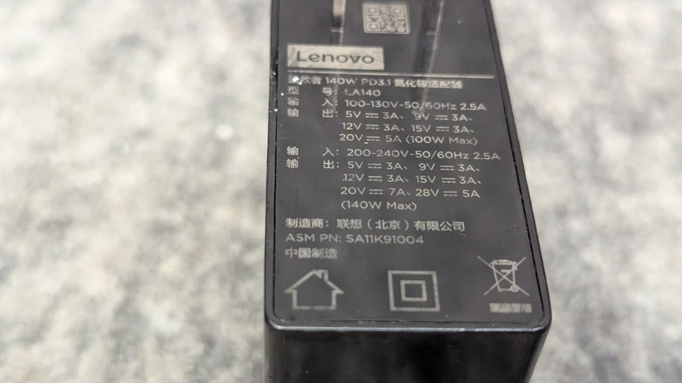 Cargador rápido universal PD3.1 adaptador GaN USB-C original Lenovo Legion 140W solamente Foto 4 de 4