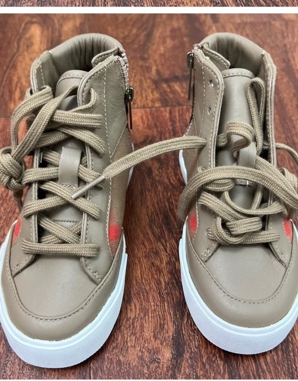 Toddler Burberry High Top Sneakers Foto 3 de 4