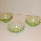 Belmont Tumbler Co Depression Uranium Bowknot Small Bowls