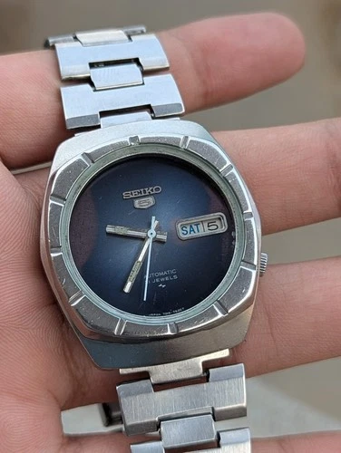 Seiko 5 Automatic 7019-7370 Rare Blue Patina Sunburst Dial Vintage Men's Watch