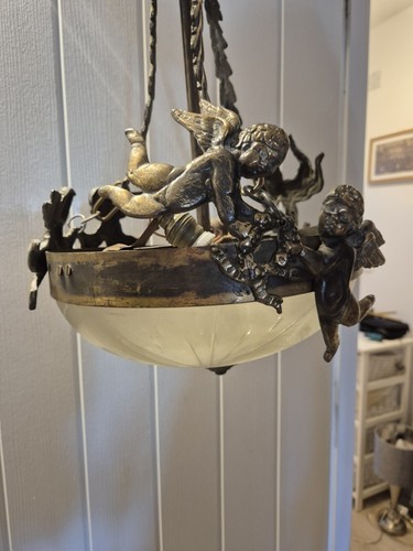 Antique Art Deco Ceiling Light With Dome Etched Shade And Brass Cherub Fitting - Picture 5 of 23