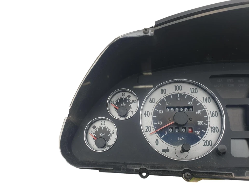 Cuadro de instrumentos velocímetro Maserati 4200 MPH 59 k millas 2003 Foto 3 de 4