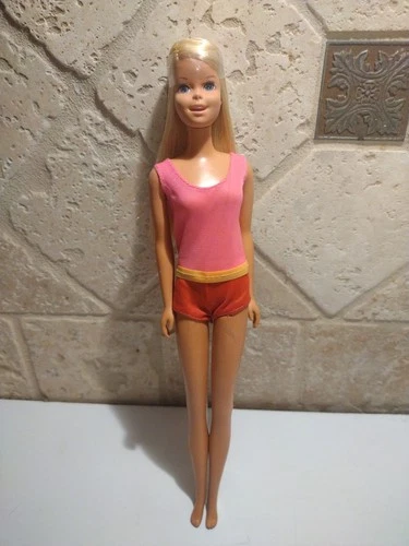 Vintage 1966 Malibu Francie Doll  Mattel Twist ‘N Turn In Original Swimsuit READ