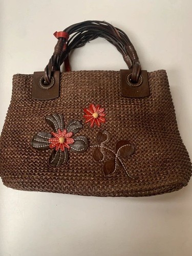 Tula small handbag bag brown weave clutch size floral appliqué - Picture 2 of 11