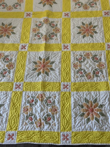 Cross Stitch Quilt Yellow Floral King Size Handmade Stitching 84"x100" - Picture 7 of 11