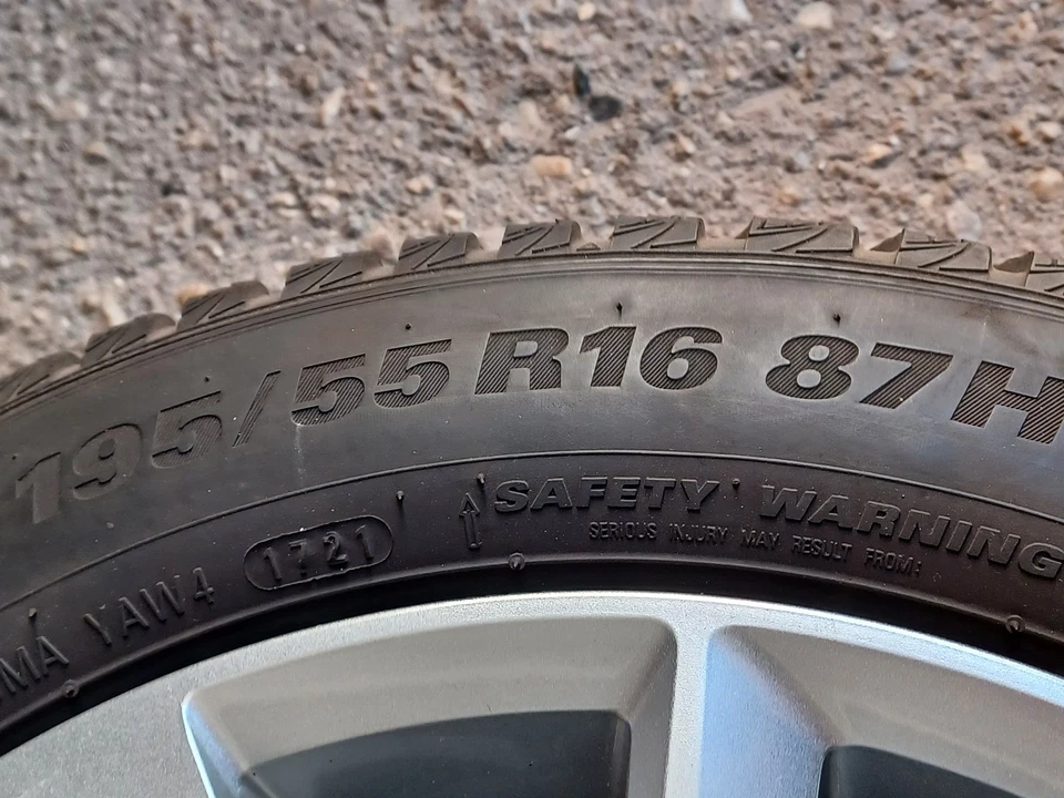 Winterräder Opel Corsa F Peugeot 208 II  Winterreifen 195/55R16 Kumho 6-8mm top - Bild 3 von 4