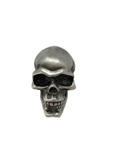 Cracked Skull Ornamental Statue for Fenders or Bonnet Mascot - Old Silver - Picture 3 of 8