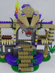 LEGO Ninjago Enter the Serpent Temple 70749