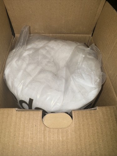 NIB Bedsure Fleece Blanket 50x60 White 300GSM Soft Lightweight Plush - Picture 2 of 6