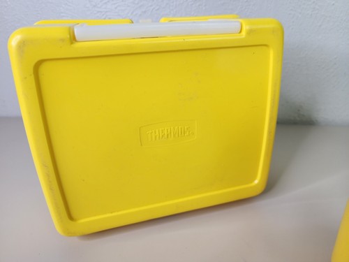 VERY RARE Vintage 1971 Joe Cool Thermos Lunchbox With Thermos Yellow See - Picture 14 of 20