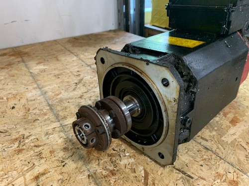 Fanuc A06B-1444-B103 AC Spindle Motor B 3/1000i 3.7kW (5HP) - Picture 3 of 4