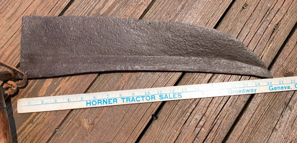 Primiitive Antique Extra Large Scythe cutting Farm Tool 20" blade Wood handle - Image 2 of 4