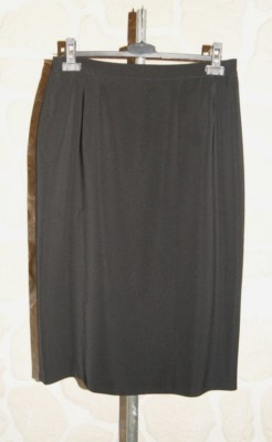 Jupe Noire Neuve Microfibre Taille 48 - Fabriquée En France - Étiquette Prix 57,50€