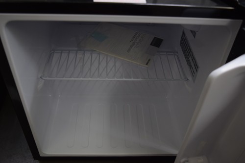 Insignia NSCF17BK9 18" Black Compact Refrigerator NOB #139891 - Picture 6 of 8