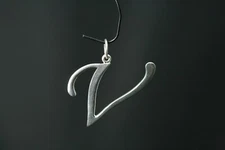 Great Value On A 925 Sterling Silver Letter Z Style Charm Pendant (PEN1885)