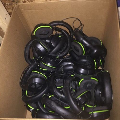 FOR PARTS Turtle Beach Black XO FOUR Wired Gaming Headset Headphones 3.5 Aux - Picture 5 of 5