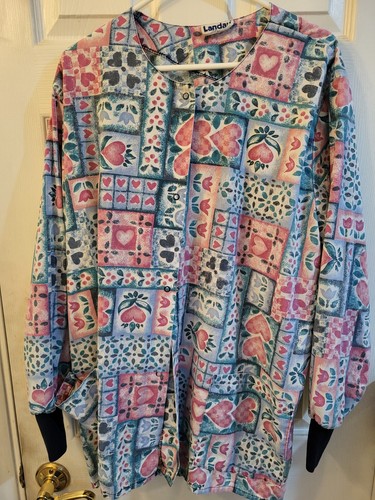 Scrub Tops Lot U-Pick - Disney, Peanuts, Star Wars, Holiday, Cats, Dogs, Flowers - Picture 250 of 442